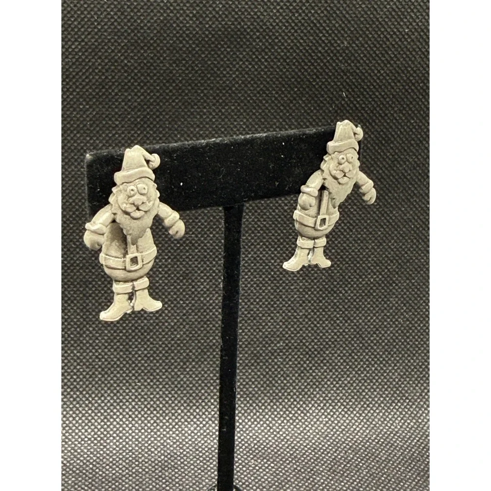 Vintage JJ Jonette Santa Claus Earrings Silver Tone Pewter Christmas Studs